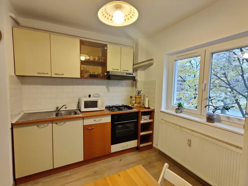 Piata Sudului, Sun Plazza, Oltenitei, et. 1, prima inchiriere, loc parcare